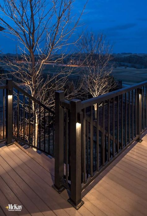 Outdoor Deck Lighting Ideas, Stair Lighting Ideas, Outdoor Deck Railing, Railing Lighting, Deck Lighting Ideas, Exterior Stair Railing, Deck Stair Lights, Outdoor Deck Decorating, Deck Post Lights