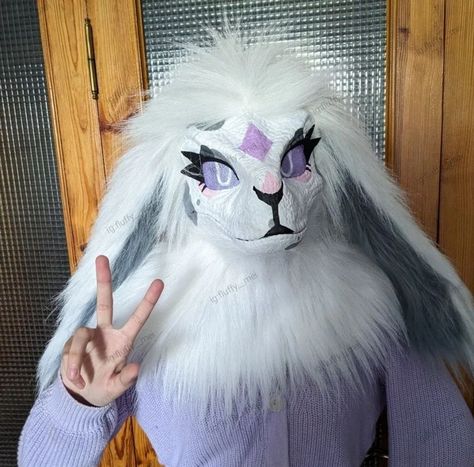 Fursuit Bunny, Raptor Masks, Dino Mask Fursuit, Bunny Fursuit, Paper Fursuit, Dinosaur Masks, Dino Mask Paint Ideas, Dino Masks, Fursuit Paws