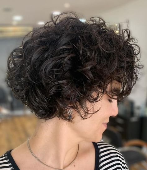 Airy Short Curly Bob Haircut Bob Grey Hair, Short Curly Hair Bob, Short Curly Bob Haircut, Short Curly Crochet Hair, Hairstyles For Short Curly Hair, Short Layered Curly Hair, Short Hairstyles For Curly Hair, Edgy Short Haircuts, Short Curly Hairstyles For Women