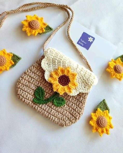 Crochet Patterns Spring, Crochet Frock, Handbag Ideas, Crochet Case, Crochet Bedspread Pattern, Frock Patterns, Crochet Coaster Pattern, Crochet Handbag, Crochet Pouch