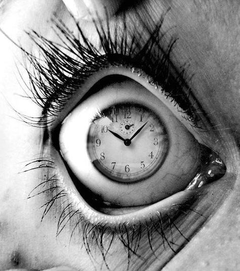 Eye clock Christus Tattoo, Regard Animal, Realistic Eye Drawing, Realistic Eye, Crazy Eyes, Look Into My Eyes, Eye Tattoo, Eye Art, Eye Drawing