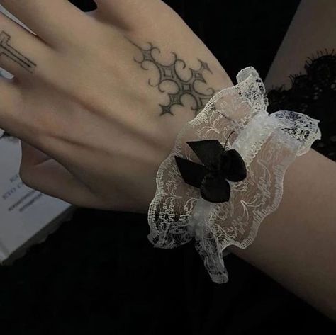 Dark Angel Outfit, Acrylic Nail Designs Coffin, Bat Tattoo, Fantasy Tattoos, Fatal Frame, Asian Short Hair, Little Doodles, Princess Outfits, Simplistic Tattoos