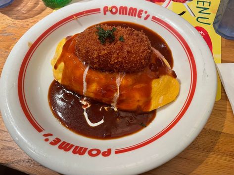 Omurice! With a crab croquette by j_usti_nn The post Omurice! With a crab croquette appeared first on Alo Japan. Omurice Aesthetic, Croquettes Aesthetic, Croquettes Japanese, Crab Croquettes, Croquettes, Japanese Food, Aesthetic Food, Crab, Japan