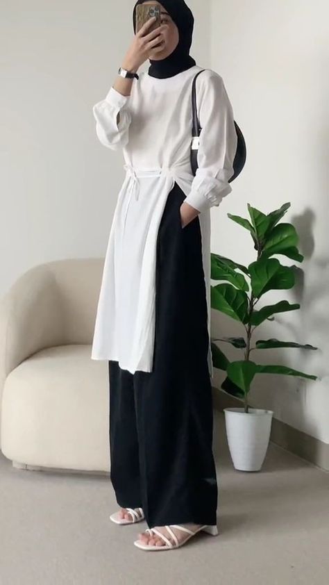 Muslimah Fashion Casual, Fesyen Islam, Rok Outfit, Muslimah Outfit, Mode Hijabi, Stile Hijab, Muslim Outfits Casual, Hijab Style Casual, Muslim Fashion Hijab Outfits