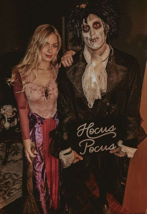 Sarah Sanderson Billy Butcherson Billy Butcherson Costume, Couple Costume Ideas, Billy Butcherson, Diy Couple, Sarah Sanderson, Diy Couples Costumes, Couple Costume, Duo Halloween Costumes, Couples Halloween Outfits