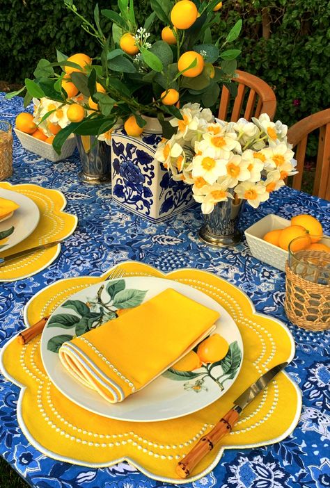 Provence Tablecloth, Lemon Tablescape, Lemon Table Decor, Summer Table Settings, Lemon Theme, 21 Diner, Italian Party, Lemon Kitchen Decor, Spring Table Settings