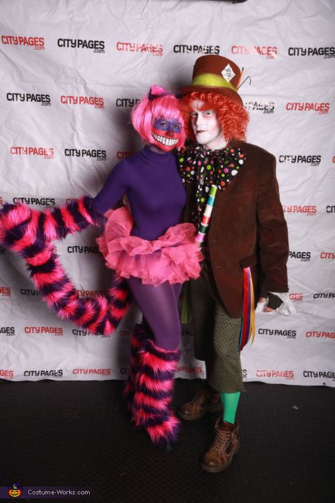 Mens Cheshire Cat Costume, Alice In Wonderland And Mad Hatter, Alice In Wonderland Costume Party, Mad Hatter And Cheshire Cat Costumes, Chester Cat Alice In Wonderland Costumes, Alice In Wonderland Couples Costume, Disfraces Tim Burton, Alice In Wonderland Cat Costume, Cheshire Costume