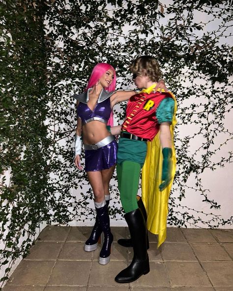 Katarina Deme, Halloween Duos, The Kid Laroi, Couples Cosplay, Kid Laroi, Invisible String, Hot Halloween Outfits, Pretty Halloween Costumes, Duo Halloween Costumes