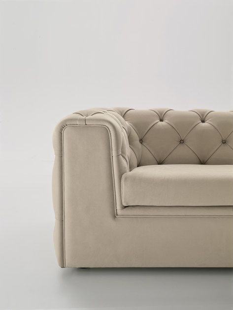 TUDOR | Corner sofa By i 4 Mariani design Alessandro Dubini Leather Sofa Design, Tufted Leather Sofa, Luxury Sofa Design, Sofa Bed Design, Modern Sofa Designs, Door Glass Design, Tufted Leather, Couch Table, Tufted Sofa