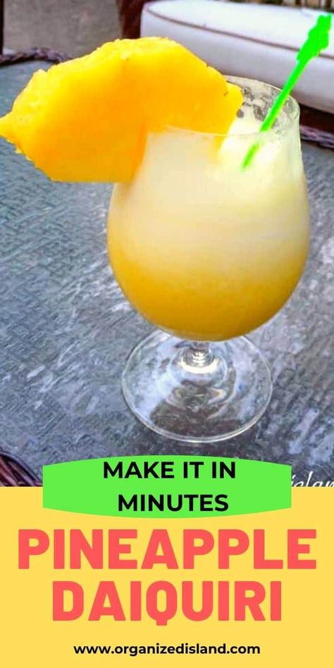 Creative Alcoholic Drinks, Margaritaville Recipes, Pineapple Rum Drinks, Luau Drinks, Pineapple Daiquiri, Pineapple Cocktail Recipes, Alcoholic Party, Bar Rescue, Cocktails Summer