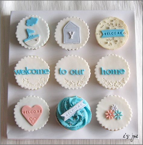 Housewarming Cake, Baby Cupcake, Housewarming Decorations, Joy Gifts, House Cake, Fondant Decorations, Fondant Cupcakes, Sugar Craft, Themed Cupcakes