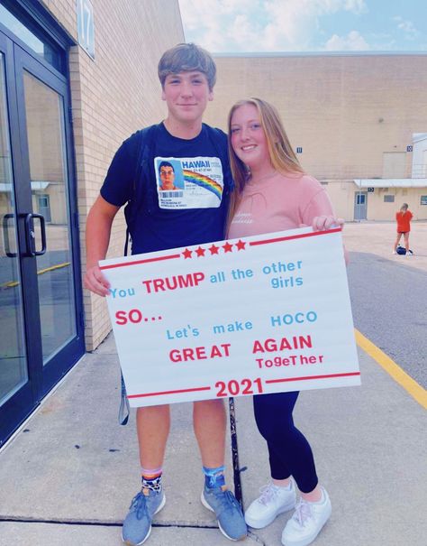 Asking To Be Girlfriend Ideas Creative, Country Homecoming Proposal, Homecoming Dance Proposal, Cute Hoco Proposals, Homecoming Poster Ideas, Cute Promposals, School Dance Ideas, Country Prom, Prom Posters