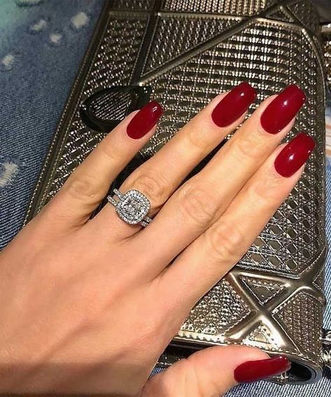 Red Nail Art Designs, Gorgeous Rings, Nagellack Trends, Red Acrylic Nails, Ring Sling, Casual Nails, Rings Unique, Red Nail, Classy Nails