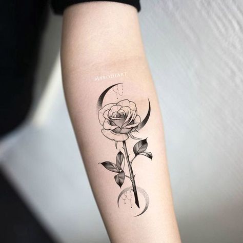 Floral Tattoo Ideas, Tattoo Ideas For Female, W Tattoo, Tattoo Sheets, 2 Tattoo, Tattoo Sheet, Arm Tats, Tattoo Fails, Cute Ear Piercings