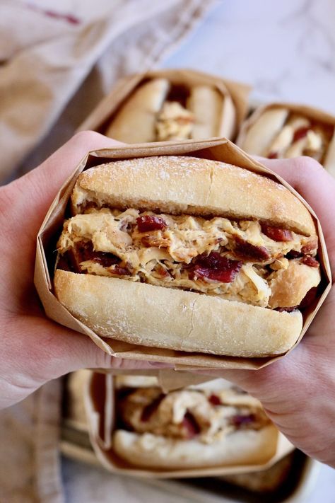 Creamy, slow-cooked chicken with tangy ranch seasoning and crispy bacon pieces all sandwiched between a hearty ciabatta bun--SO good. Crockpot Chicken Bacon Ranch, Crockpot Chicken Bacon, Crockpot Dump Meals, Chicken Bacon Sandwich, Ciabatta Sandwich, Chicken Bacon Ranch Sandwich, Crockpot Chicken Breast, Chicken Crockpot Recipes Easy, Easy Crockpot Chicken