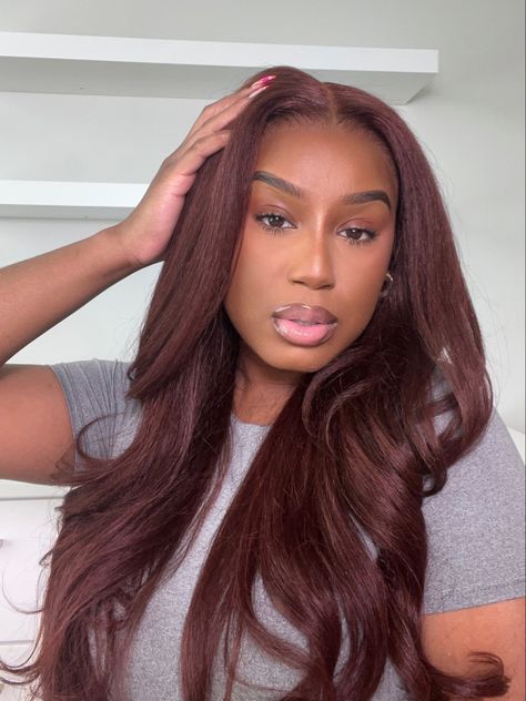 Cherry Chocolate Hair Black Women, Cherry Coke Hair Color On Black Women, Mahogany Hair Color On Black Women, February Hair Color Ideas, Cherry Red Hair On Brown Skin, Brown Burgundy Hair, Burgundy Hair Black Women, Mahogany Red Hair, Hair Color Cherry Coke