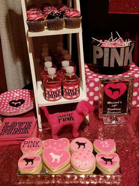 Victoria Secret Pink Party, Hotel Sleepover Party, 13th Birthday Party Ideas For Girls, Pink Birthday Party Decorations, 12th Birthday Party Ideas, Hotel Birthday Parties, 14th Birthday Party Ideas, Teenage Birthday Party, 15th Birthday Party Ideas