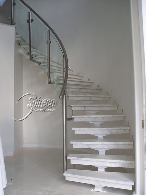 Staircase Glass, Curved Stairs, Round Stairs, Staircase Kits, Small Basement Remodel, Luxury Staircase, Scandinavian Design Living Room, Staircase Design Modern, Staircase Railing Design