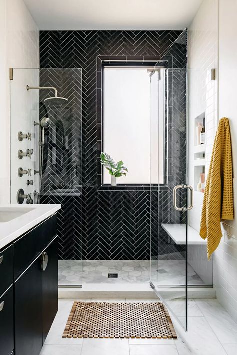 Drømme Bad, Design Interior Baie, Chicago Interiors, Black And White Bathroom, Bilik Air, Chicago Interior Design, Interior Design Minimalist, Decor Baie, Boys Bathroom