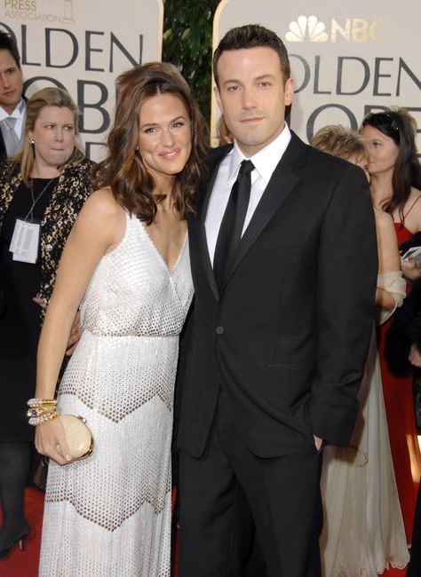 Ben Affleck Won Jennifer Garner Over Via Email Jennifer Garner Ben Affleck, Ben And Jen, Celtic Women, Wading Pool, Celebs Without Makeup, Celebrity Couple, Power Couples, Hollywood Red Carpet, Hollywood Couples