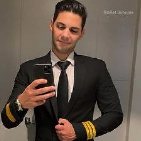 Pilot Johnnie, Selfies, Suit Jacket, Quick Saves