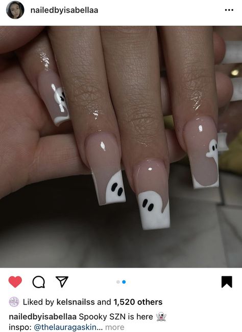 Ghost Nails Square, Halloween Nails Square Ghost, Black Nails With Ghost Design, Black Halloween Nails With Ghost, Black Glitter Ghost Nails, Ghostface Nails, Ghost Nails, Halloween Acrylic, Nails Square