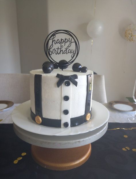 This beautiful black n white cake was for my brother in-law Cake Designs For Brother, Cake For Brother, Brothers Birthday Cake, Christmas Cards Handmade Diy, Indian Cake, Latest Bridal Mehndi Designs, Bunny Wallpaper, Brother Birthday, Bday Cake