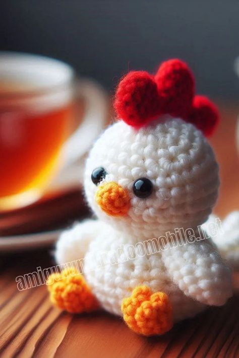 Amigurumi White Chicken Free Pattern-1 – Free Amigurumi Crochet Free Crochet Chicken, Amigurumi Chicken, Knit Animals, Amigurumi Bee, Chicken Pattern, Crochet Idea, Crochet Chicken, Dog Doll, Crochet Panda