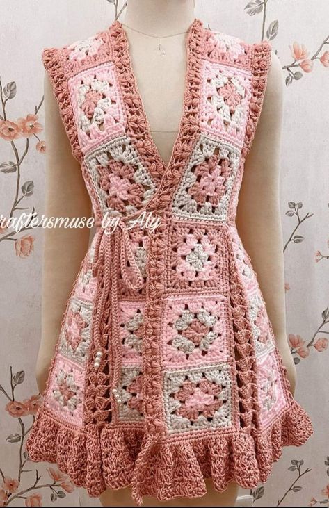 Crochet Sweater Design, Beginner Quilt, Mode Crochet, Crochet Design Pattern, Crochet Clothing And Accessories, Crochet Fashion Patterns, Crochet Dress Pattern, Crochet Jacket, Crochet Top Pattern