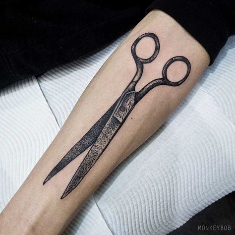 Sissor Tattoo, Vintage Scissors Tattoo, Shears Tattoo, Elf Tattoo, Nike Tattoo, Sewing Tattoos, Stick Poke, Cactus Tattoo, Sak Yant Tattoo