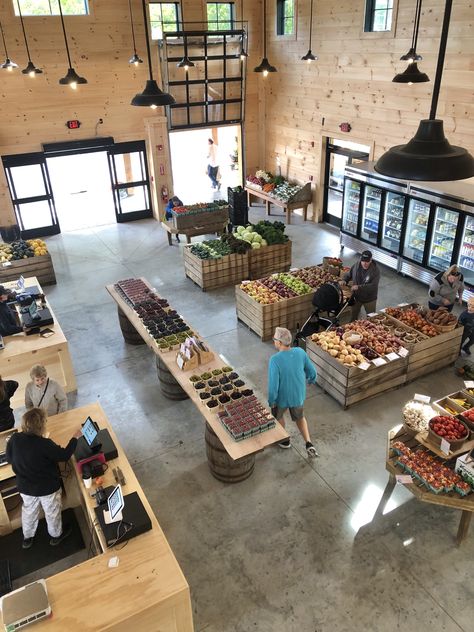 Industrial Grocery Store Design, Farmers Market Interior Design, Produce Store Design, Make And Take Party, Rustic Grocery Store, Farm Store Interior, Farm Retail Store, Roadside Farm Store, Farm To Table Store