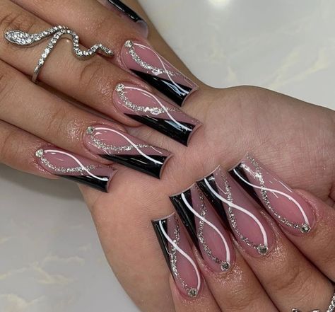 Nails Long Birthday, Nails Almond Birthday, Nails Short Birthday, Square Birthday Nails, Pink Birthday Nails Short, Nails Inspiration Birthday, Birthday Nails 12, Almond Birthday Nails, Birthday Nails Designs