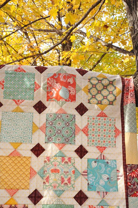 Quilt Big, Big Block Quilts, Layer Cake Quilts, Fat Quarter Quilt, Square Dance, Quilts Ideas, Scrappy Quilts, Quilt Block Patterns, Printed Quilt