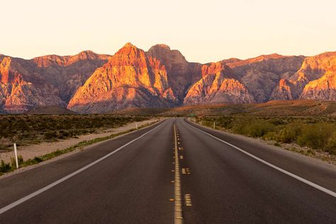 This Nevada Destination Is a Dupe for Sedona, Arizona's Iconic Red Rocks — and It's Just Outside of Las Vegas Visit Las Vegas, Red Rock Canyon, Scenic Road Trip, Scenic Roads, California National Parks, Las Vegas Trip, Red Rocks, Sedona Arizona, Vegas Strip