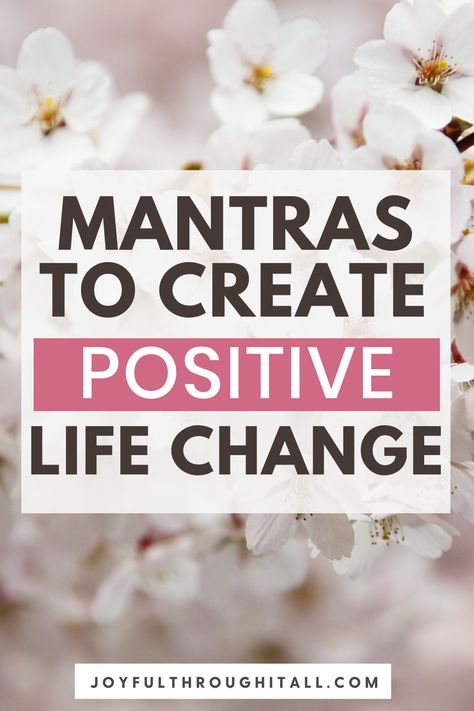 Positive mantras motivation Mantra For Positive Energy, Mantras For 2024, Creating A Positive Mindset, Positive Mindset Vision Board, Personal Mantra Quotes, Mantras To Live By Affirmations, Todays Mantra, Mantras For Positive Energy, Personal Mantra