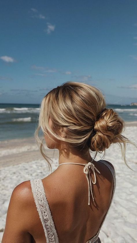 Summer Easy Hairstyles, Cali Trip, Preppy Hairstyles, Braided Styles, Bahamas Cruise, Travel Girl, Hoco Hairstyles, Beach Hairstyles For Long Hair, Hairstyles For Medium Length Hair Easy