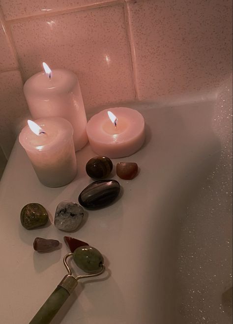 Night Selfcare Aesthetic, Selfcare Night Aesthetic, Bubble Bath Aesthetic Night, Ashleycore Aesthetic, Shower Spell, Self Care Night Aesthetic, Bubble Bath With Candles, Bubble Bath Aesthetic, Candles Bathtub