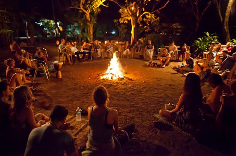 PachaMama is a unique flower among communities worldwide. It brings people together from all cultures, sharing silent meditation and celebration. Womens Circles, Forest Community, Community Aesthetic, Conscious Community, Happy Community, Silent Meditation, Silent Retreat, Spiritual Community, Spiritual Retreat