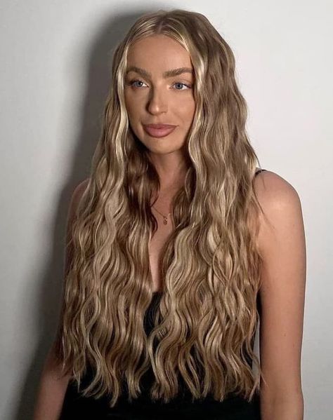 Mermaid Hair Waves, Pixie Haircut Fine, Haircut Fine Hair, Pixie Haircut Fine Hair, Mermaid Waves, Fall Hair Cuts, School Hairstyles, Easy Summer Hairstyles, Easy Braids