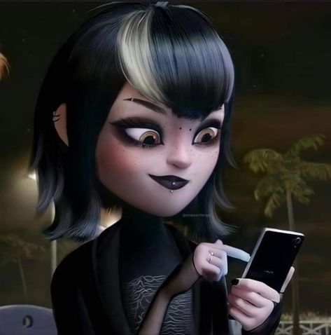 Transylvania Movie, Mavis Hotel Transylvania, Mavis Dracula, Emo Art, Big Eyes Art, Vampires And Werewolves, Hotel Transylvania, Creative Profile Picture, Valentine Photography