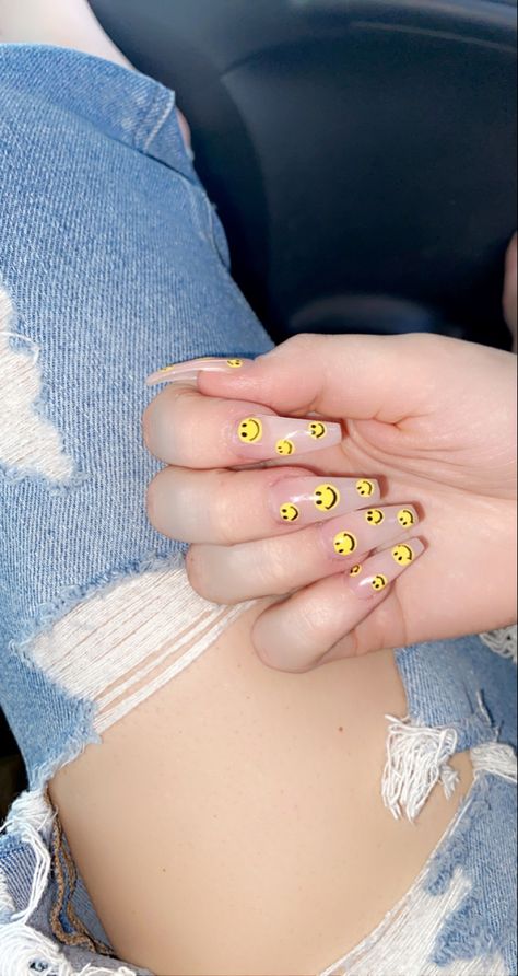 Long Smiley Face Nails, Smiley Face Nails Acrylic, Smiley Face Acrylic Nails, Smiley Face Nails, Acrylic Nails Yellow, Pro Nails, Face Nails, Acrylic Nails Nude, Sky Nails