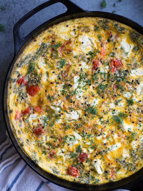 Everything Bagel Smoked Salmon Frittata Recipe — Registered Dietitian Columbia SC - Rachael Hartley Nutrition Salmon Frittata, Smoked Salmon Frittata, Smoked Salmon And Eggs, Goat Cheese Frittata, Salmon Breakfast, Smoked Salmon Recipes, Recipe For Breakfast, Frittata Recipe, Fish Stew