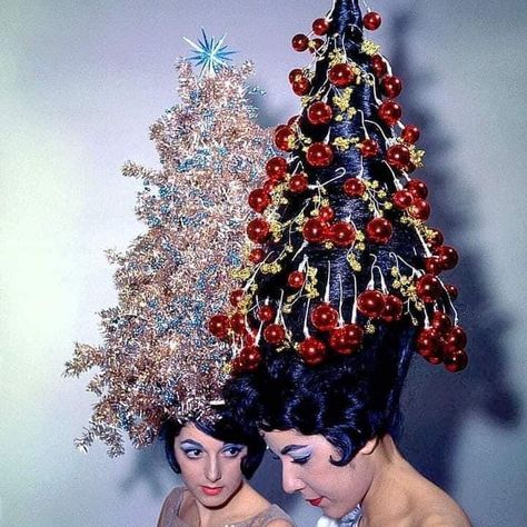 December Vibes, Tacky Christmas Party, Christmas Tree Hair, 1960s Christmas, Christmas Tree Hat, Whoville Christmas, Man Magazine, Ghost Of Christmas Past, Kitsch Christmas