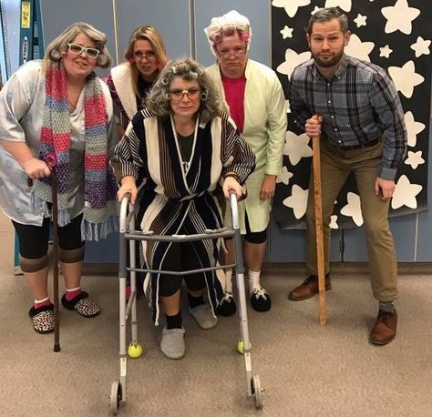 100 Yrs Old Costume 100th Day, 100 Days Of School Dress Up Teachers, Elderly Costume, Old Lady Halloween Costume, School 5th Grade, 100 Birthday, Old Lady Costume, School Costume, School Cafeteria