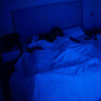 Sleep Blue Aesthetic, Blue Sleep Aesthetic, Luke Aesthetic, Sleep Aesthetic, Blue Neighbourhood, Aesthetic Light, Wallpaper Photos, Playlist Covers, Aesthetic Blue