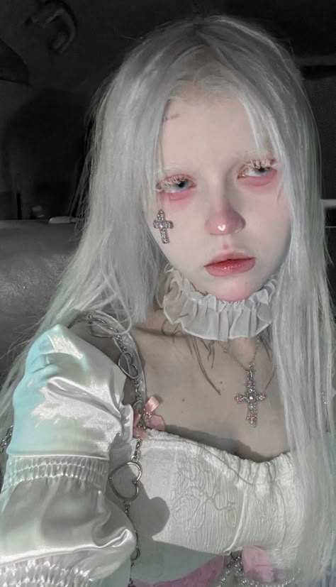 Dollcore Makeup, Alt Asian, Asian Goth, Hospital Aesthetic, Japanese Korean Fashion, Face Refs, Goth Clothes, Who I Want To Be, Korean Fashion Trends