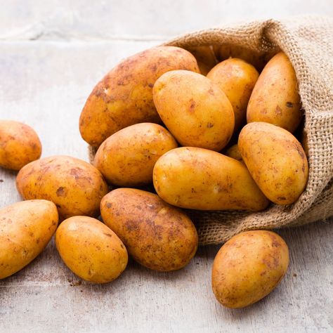 Yellow Flesh Potatoes Recipe, Yellow Golden Potatoes Recipes, Golden Potatoes, Potato Varieties, Light Brown Skin, Butter Potatoes, Types Of Potatoes, Potatoes Recipes, Yellow Potatoes