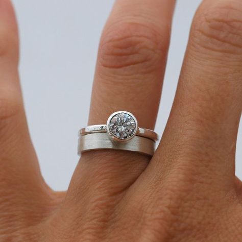 Amazon's wedding ring sets, a symbol of forever. Expensive Wedding, Engagement Rings Wedding Bands Set, Jewelry Recycled, Alternative Engagement Ring, Vintage Engagement Rings Unique, Sterling Silver Wedding Band, Hammered Band, Engagement Wedding Ring Sets, Aquamarine Engagement Ring