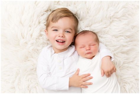 Newborn Sibling Pictures, Sibling Photography Newborn, Celebrities Quotes, Newborn Sibling, Baby Boy Newborn Pictures, Toddler Pictures, Baby Boy Name, Baby Boy Newborn Photography, Travel Tattoos