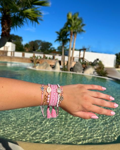 Summer armcandy 💕☀️🌴 💕✨🤍🌸💕✨🤍🌸💕✨🤍🌸 girly, pink aesthetic, princesscore, modern princess, parisian style, english style, cottagecore, shabby chic, preppy, classy, blair waldorf, gossip girl, romantic, hyperfeminine, balletcore, accessories, vanity, room, spring, summer, jewellery, loveshackfancy @loveshackfancy bracelet stack Balletcore Accessories, Girly Pink Aesthetic, Blair Waldorf Gossip Girl, Summer Jewellery, Preppy Jewelry, Vanity Room, Modern Princess, Mexico Vacation, Coconut Girl